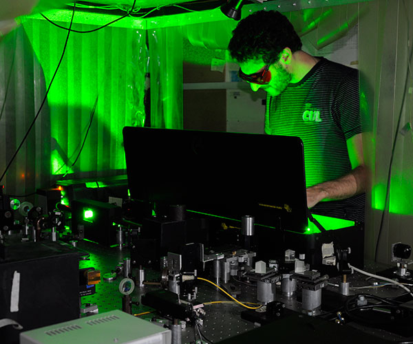 Laboratorio de Electrónica Cuántica.
